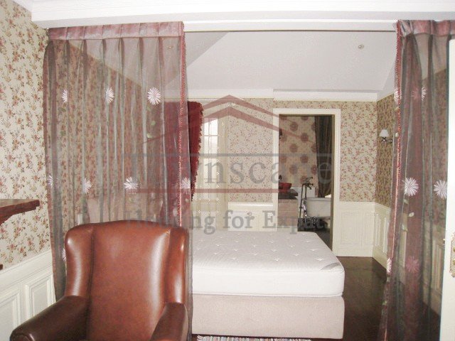 shanghai zoo rent Villa with garden near Hongqiao Airport for rent