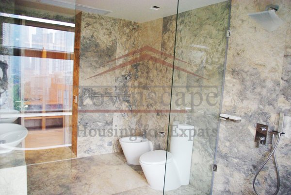 pudong for rent Beautiful big unfurnished apartment in Fortune residences in Pudong