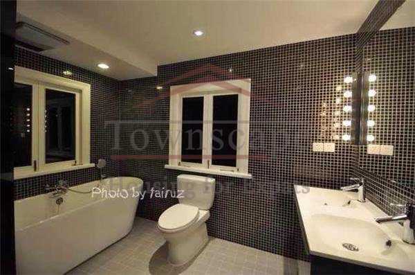 french concession for rent 3 level Lane house with terrace on Huaihai road in french concession