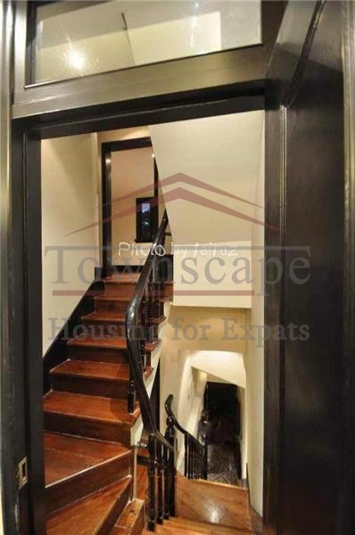 shanghai rent 3 level Lane house with terrace on Huaihai road in french concession