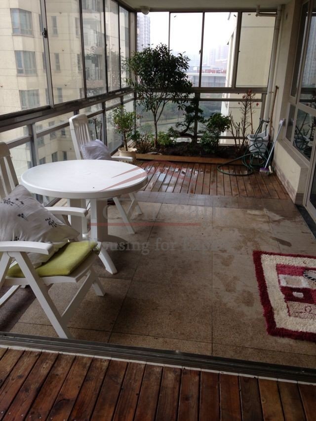 century park shanghai rent Yanlord Town apartment for rent near Century Park with city wiev