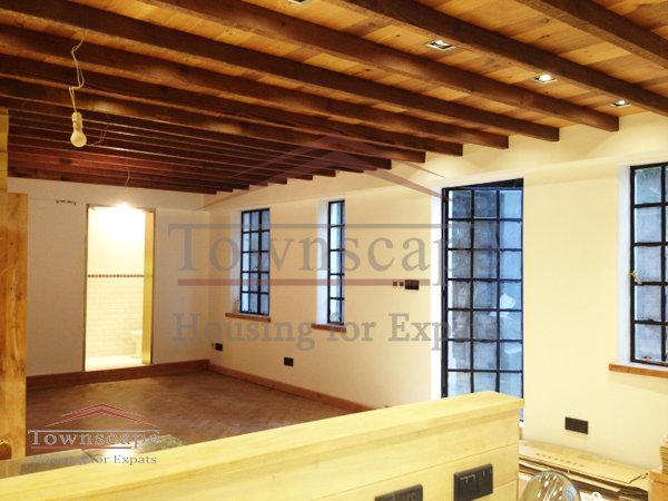 Freanch concession for rent Garden and floor heating lane house for rent near Huaihai middle road in french concession