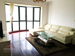 3 BR apartment for rent in the center of shanghai