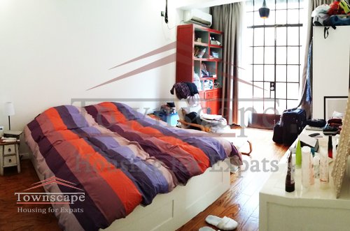 xuhui apartment for rent Old apartment with floor heating and garden in french concession