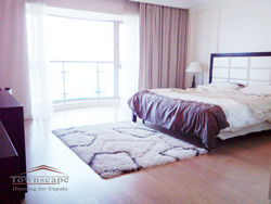 Shimao Riviera in pudong for rent with beautiful view