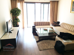 2BR Lujiazui Central Palace silent apartment for rent