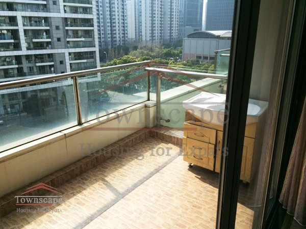  2BR Lujiazui Central Palace silent apartment for rent