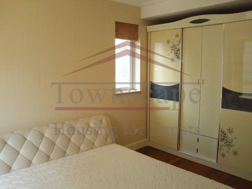  2 BR apartment for rent nean Nanjing west road