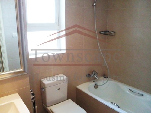  2 BR apartment for rent nean Nanjing west road