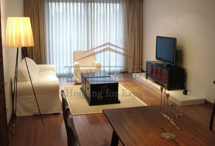 Lakeville for rent 2 BR Lakeville apartment in Xintiandi for rent