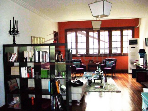 old apartment for rent in former french concession 2 Level Old apartment with terrace for rent in french concession