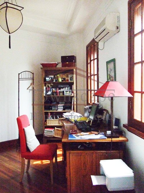 old apartment for rent in former french concession 2 Level Old apartment with terrace for rent in french concession