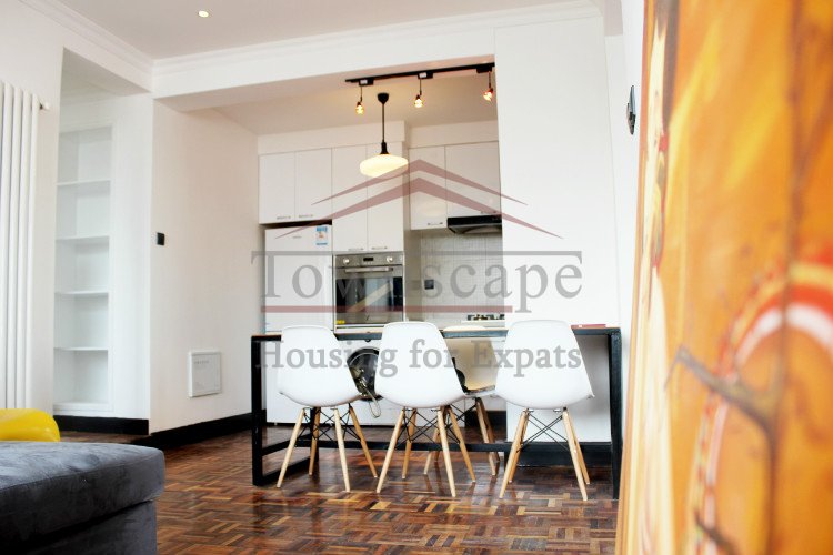 french concession for rent Old apartment with terrace for rent in french concession close to Middle Huaihai road