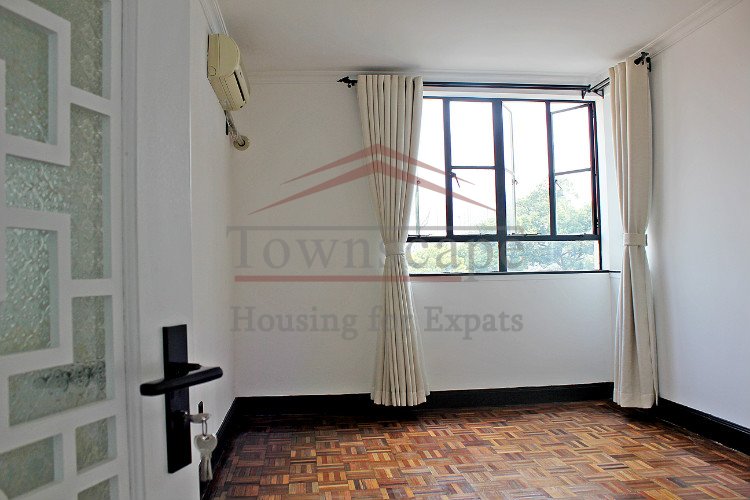 french concession shanghai apartment for rent Old apartment with terrace for rent in french concession close to Middle Huaihai road