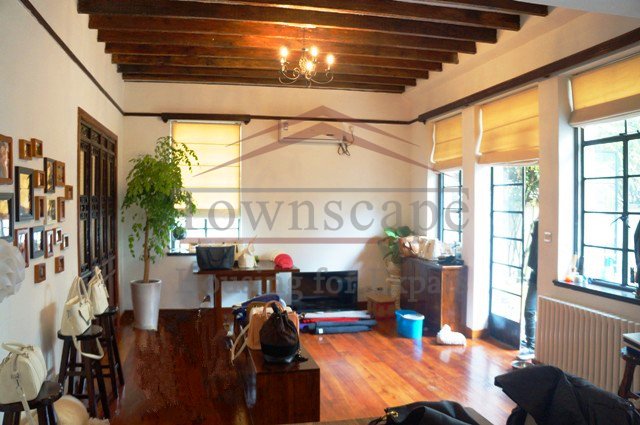 shanghai apartment rent Lane house with terrace (60 sqm) with wall heating in the heart of french concession