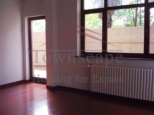 shanghai houses 2 Level wall heated lane house with terrace in French concession