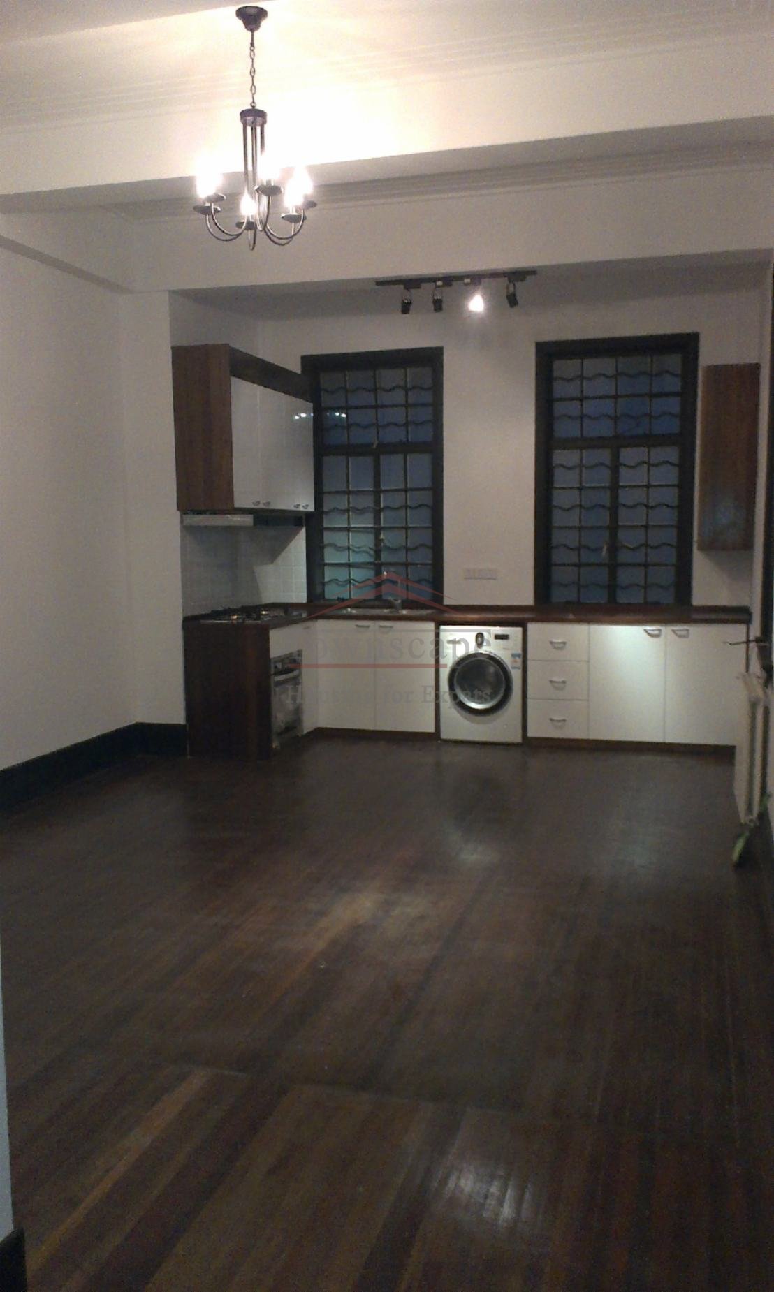 villa for rent shanghai Old large unfurnished apartment with wall heating in the heart of french concession