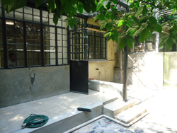 Old apartment with garden for rent in french concession