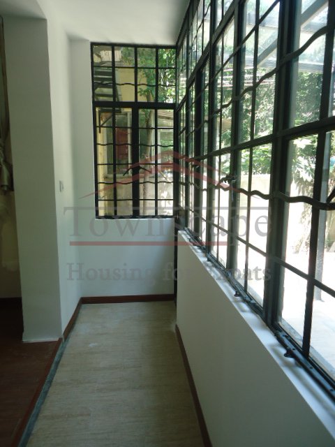 terrace apartmnent rent in french concession Old apartment with garden for rent in french concession