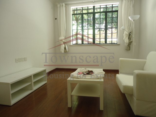 french concession nice lanehouse Old apartment with garden for rent in french concession