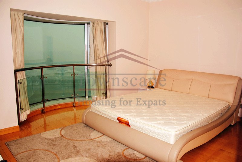 shanghai pudong rentals Top floor Shimao Riviera in pudong for rent with amazing view