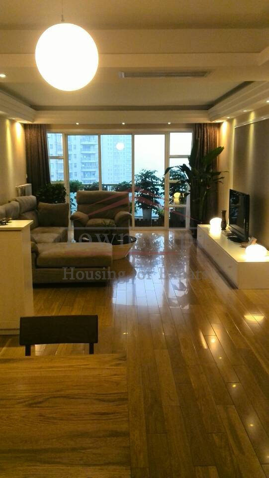 rental expats shanghai Wall heated and nice view Summit Panorama apartment for rent