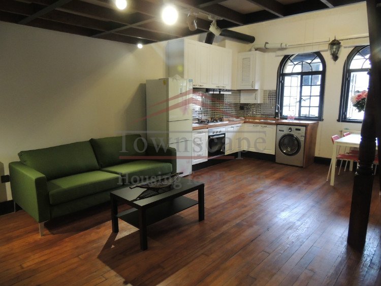 shanghai expat apartments Cozy studio wall heated apartment for rent in Jingan Temple district