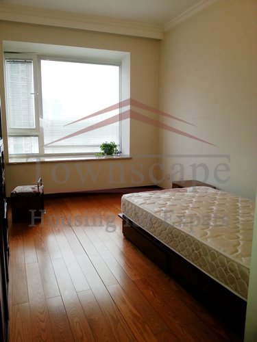 shanghai pudong apartments rental River view apartment in Skyline Mansion in Pudnog