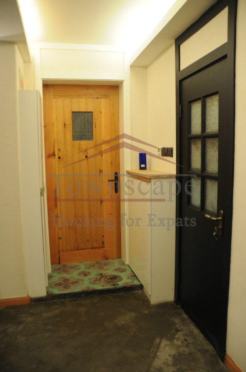 shanghai expats rentals Floor heated old apartment with terrace in former french concession