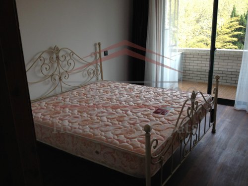 shanghai old apartments rent Floor heated renovated old apartment in former french concession on yongfu road
