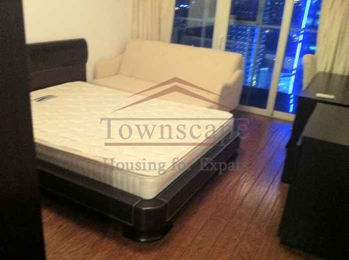 Houses rentals Shanghai High floor big Parkview Apartment for rent near Zhongshan Park