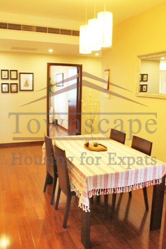 yanlord town for rent 4 BR and terrace Yanlord Town apartment for rent in Lujiazui near Century Park