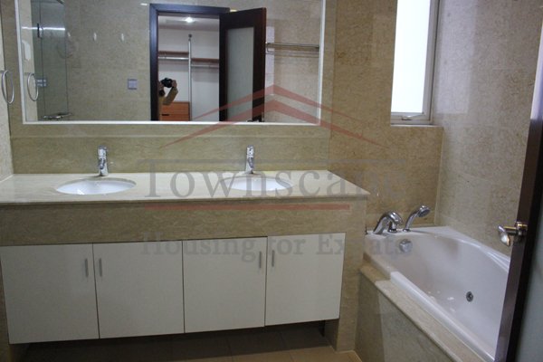 central park in shanghai rent Big 4 BR renovated apartment in Central Park in Xintiandi