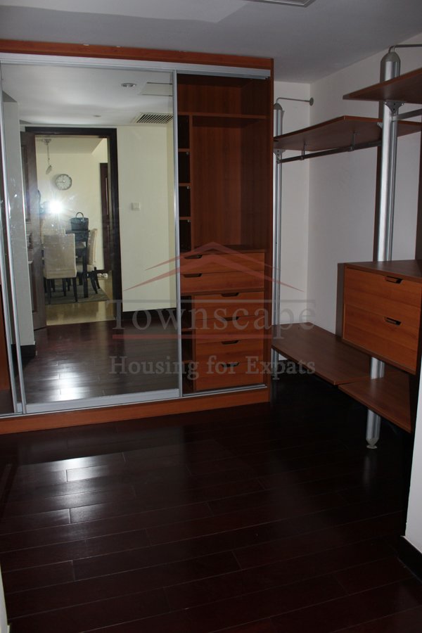 xintiandi shanghai rent Big 4 BR renovated apartment in Central Park in Xintiandi