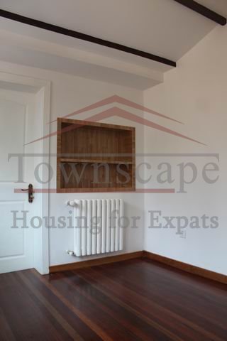 house rental shanghai 2 level wall heated old apartment on Middle Huaihai road