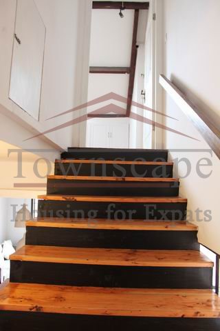 houses rental shanghai 2 level wall heated old apartment on Middle Huaihai road