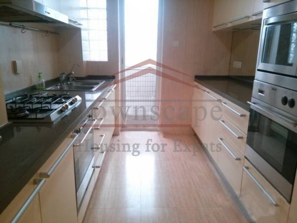 rent in shanghai Big 3 BR unfurnished apartment for rent in heart of Shanghai
