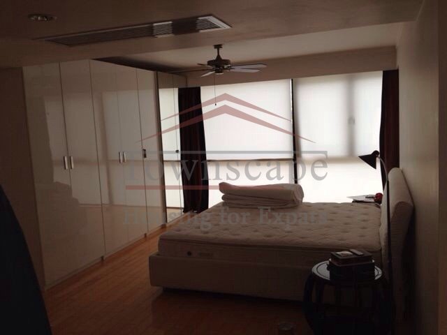 renting villa in shanghai Big 4BR 2 Level duplex Diamond Apartment for rent