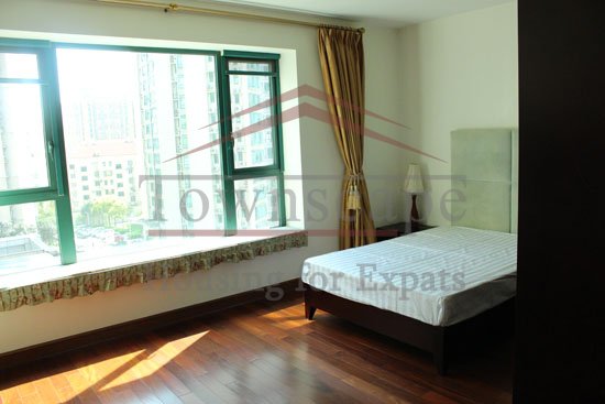 Oriental manhattan rent Big Oriental Manthattan apartment for rent in Xujiahui