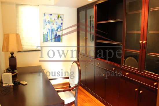 Oriental manhattan for rent Big Oriental Manthattan apartment for rent in Xujiahui