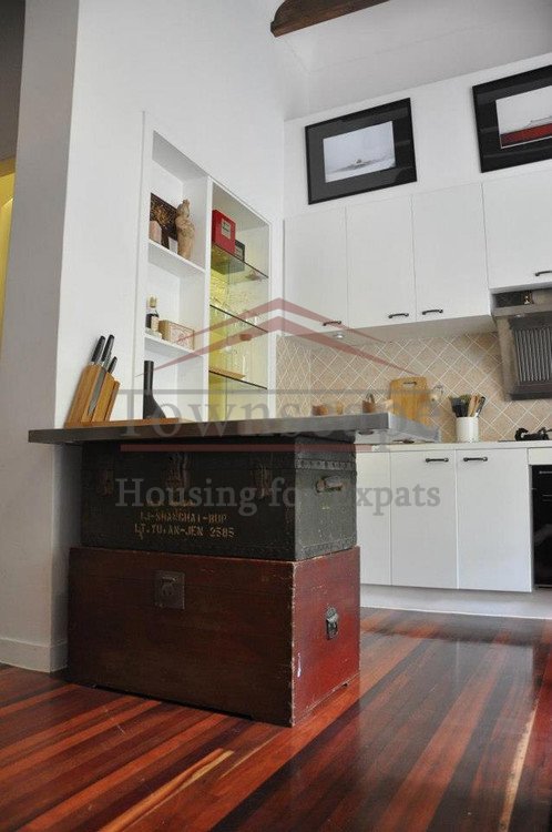 shanxi road french concession rent Renovated lane house with terrace for rent in French Concession