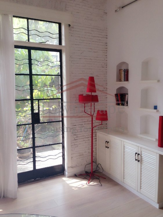 wall heated and terrace apartment for rent Apartment with terrace and wall heating for rent in center of Shanghai