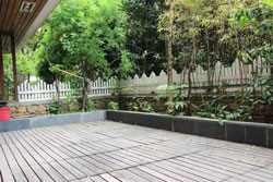 Renovated apartment with terrace near Jiaotong University