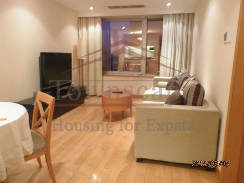 honkong plaza rent High floor and nice view apartment in xintiandi