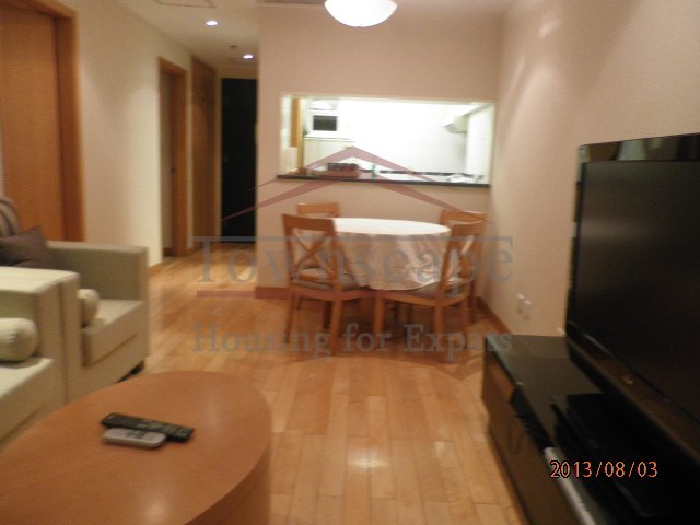 honkong plaza rent High floor and nice view apartment in xintiandi