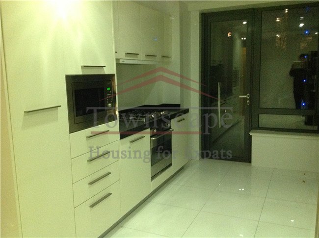 French concession apartment in shanghai for rent 4 BR unfurnished apartment in French Concession