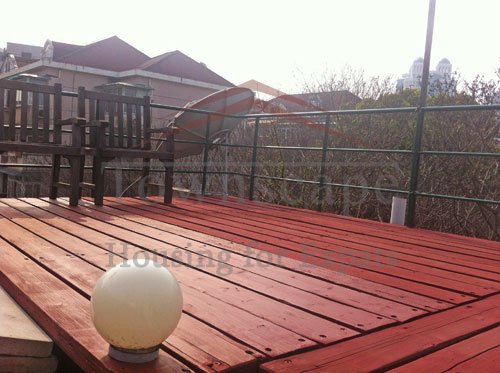 roof terrace houses for rent in shanghai Unfurnished 2 level lane house with roof terrace and garden