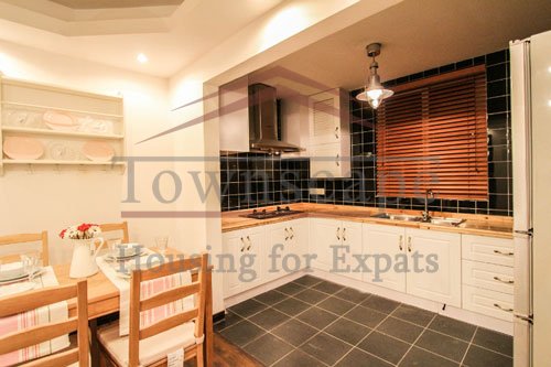 xing guo apartments for rent Nicely furnished and renovated apartment near Huaihai middle road