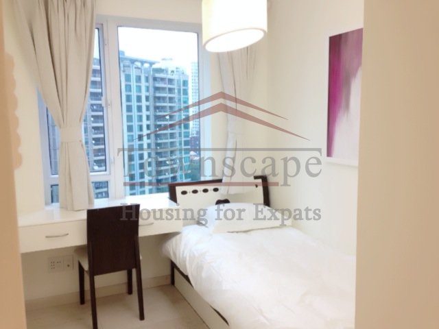 renovated apartment for rent in xujiahui Bright and renovated oriental manhattan for rent in Xujiahui