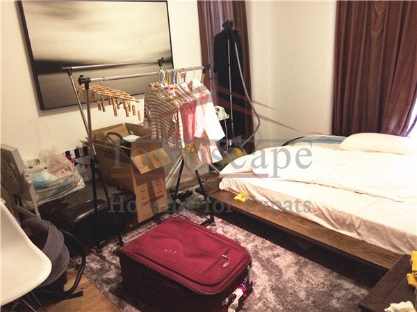 well decorated xujiahui house for rent in shanghai Big 4 BR apartment with study for rent in center of Shanghai